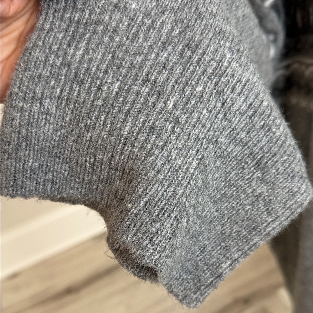 NWT American Eagle Gray Patterned Women's Sweater Dress size large - Picture 11 of 16